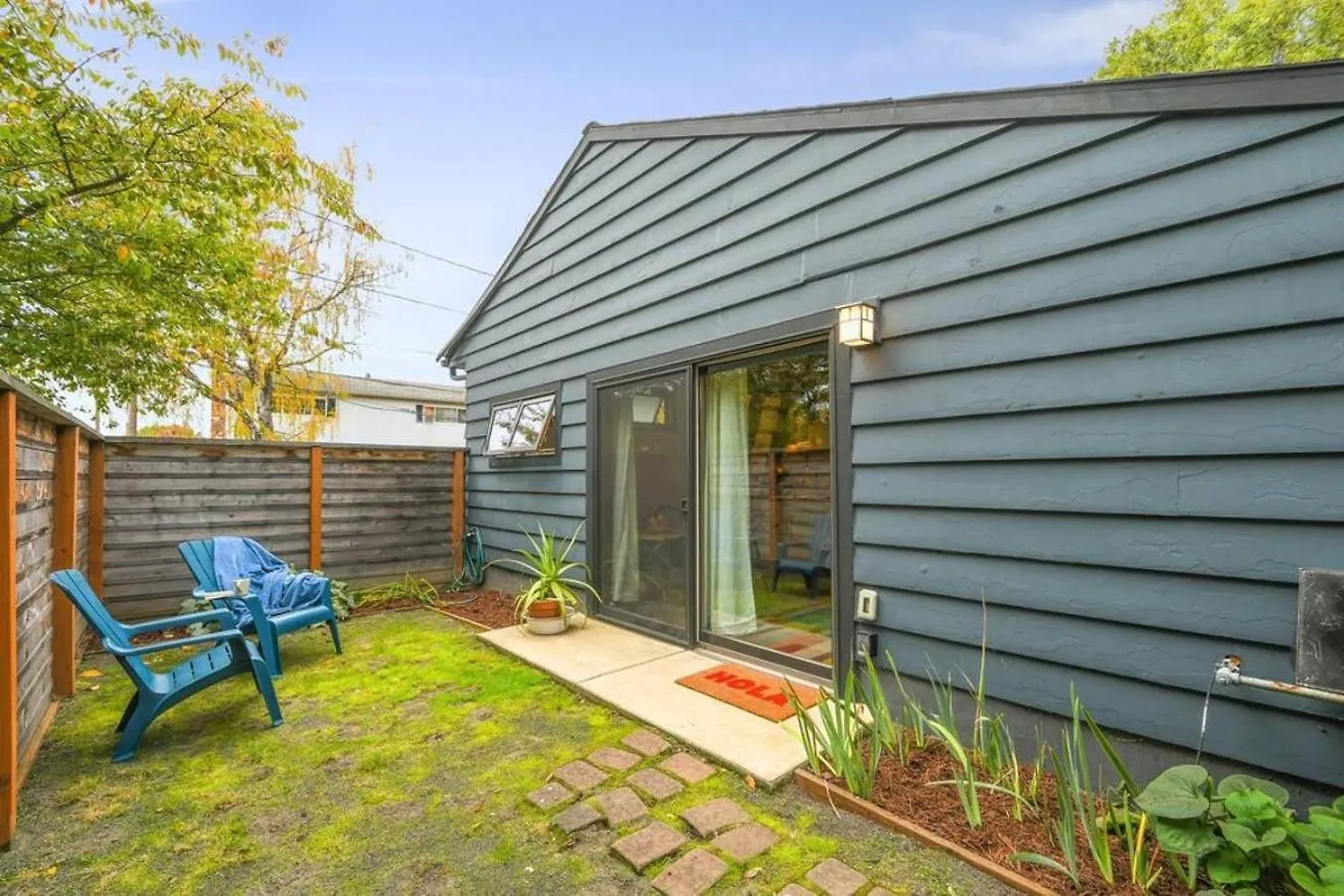 Private Studio, Lofted Bed, Soaking Tub & Patio Villa Portland 0*,