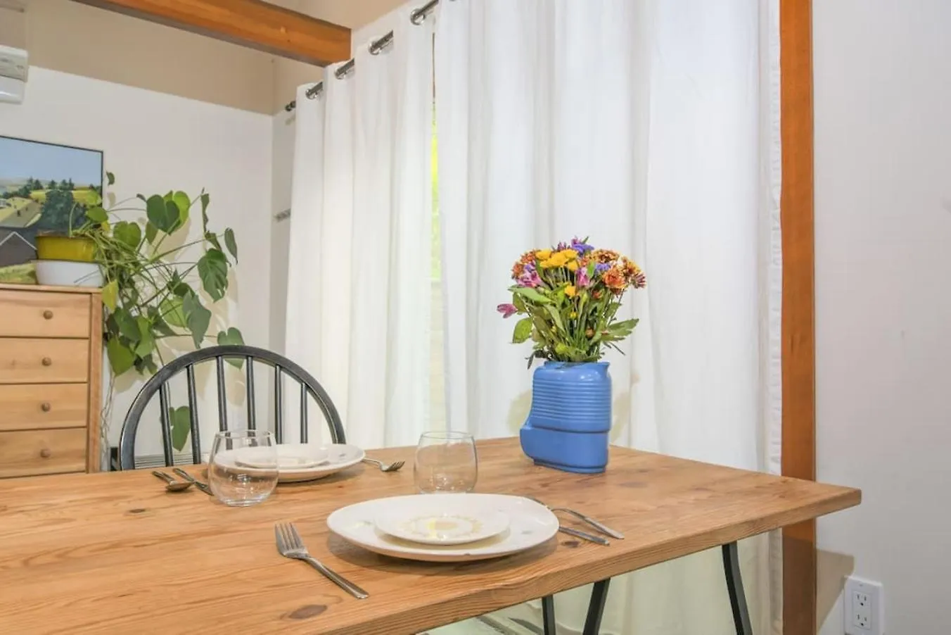 Private Studio, Lofted Bed, Soaking Tub & Patio Villa Portland Semesterbostad